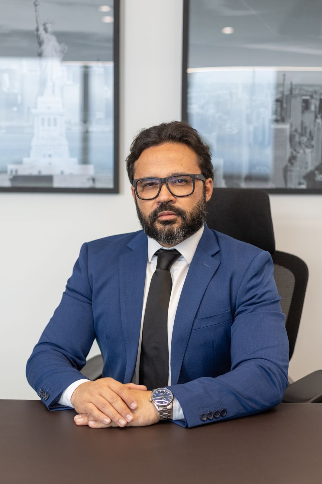 Paulo Luciano de Oliveira Carlos — Advogado OAB/MG 92.746